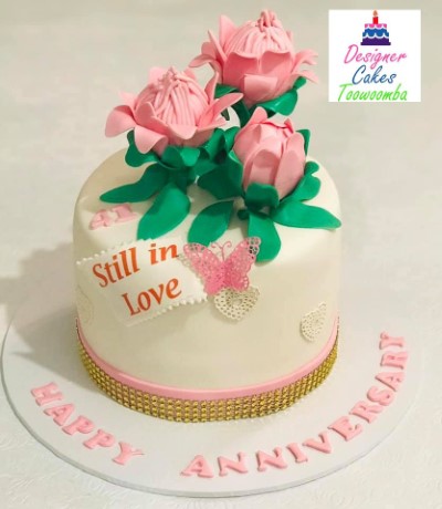 Anniversary cake 1.jpg